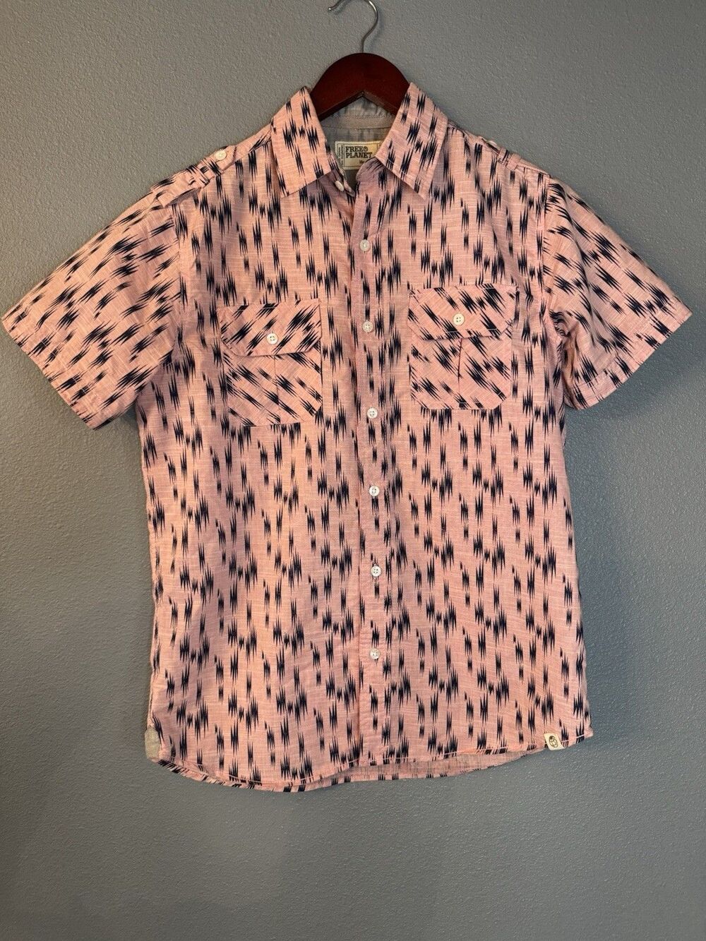 Free Planet Men's M Pink Navy Abstract Cotton Blend Button-Up Shirt